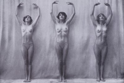 美しい身体、女性のための身体文化（モノクロ写真） 作： Photographer German