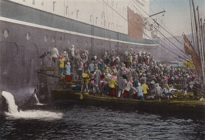 日本、1912年頃。長崎港の船上でのコーリング（写真 作： Photographer Japanese