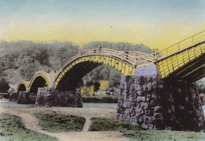 日本、1912年頃。錦帯橋（日本名：スオウ県）（写真 作： Photographer Japanese