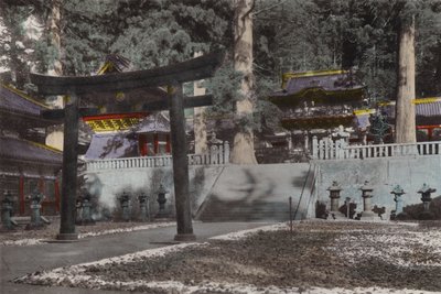 日本、1912年頃。約300年前の徳川初代将軍家康の霊廟とその敷地 日光（写真 作： Photographer Japanese