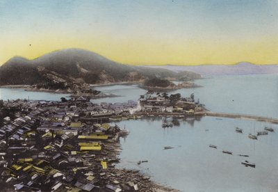 1912年頃の日本。内海の備後国の鞆、美しいことで有名な小さな港（写真 作： Photographer Japanese