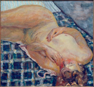 裸の横になっている、白と青のタイルの背景 作： Pierre Bonnard