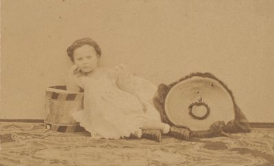 ドラム、1860年代。 作： Pierre Louis Pierson