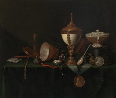 ダチョウの卵カップとホイットフィールドの家宝のある静物、c。 1670年。 作： Pieter Gerritsz van Roestraeten