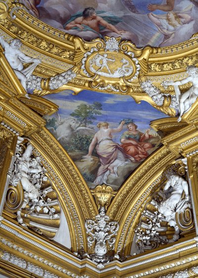 アポロのサラディアポロホール、カリオペとメルポメネのミューズを描いたペンダントのディテールの詳細、1647年頃のフレスコ画 作： Pietro da Cortona