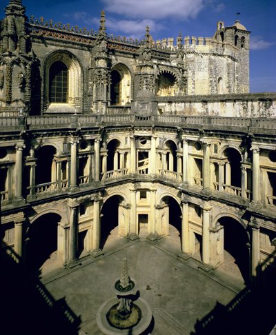 1584年に完成したクラウストロドスフェリペスの眺め 作： Portuguese School