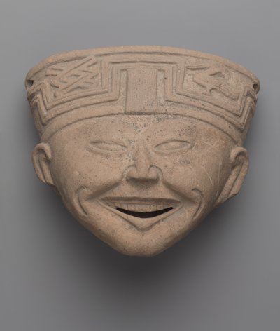 笑う男の頭、トトナック（セラミック） 作： Pre Columbian
