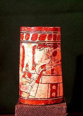 円筒形花瓶 マヤ 7～8世紀 ポリクローム石材 作： Pre Columbian Pre Columbian