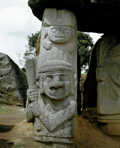 戦士のメガリスティックな彫刻 作： Pre Columbian Pre Columbian