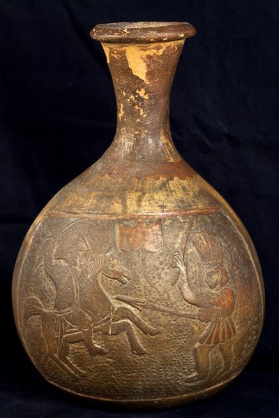 騎馬武者合戦図瓶（テラコッタ製） 作： Precolombian Precolombian