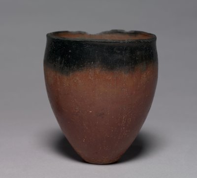 ブラックトップビーカー、紀元前4500〜 3000年 作： Predynastic Period Egyptian