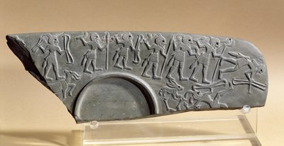 ハンターパレットの断片、おそらくテルエルアマルナ（片岩）からのもの 作： Predynastic Period Egyptian