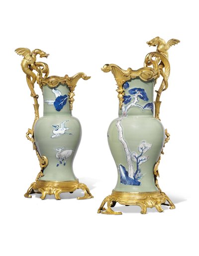 ルイ15世の一対の陶器、磁器1662-1722、マウントc.1745-49 作： Qing Dynasty   Kangxi Period Chinese
