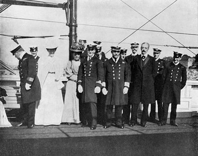 ロイヤルヨットのビクトリアとアルバート3世に乗船したクリスチャニアオスロ（ノルウェー）、1908年。 作： Queen Alexandra