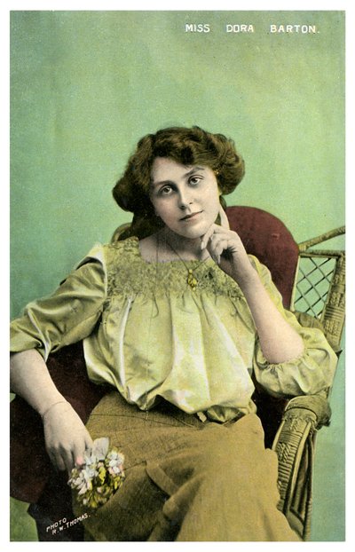 ドラ・バートン、イギリスの女優、c1905-1919。 作： RW Thomas