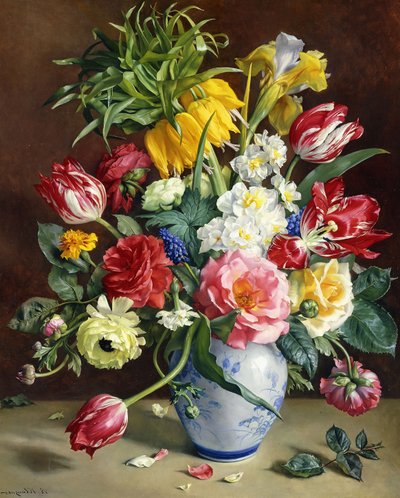 青と白の花瓶にチューリップ、バラ、水仙、その他の花 作： R. Klausner