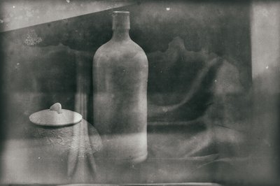 ヴィンテージの瓶と壺 作： Raffaele Corte