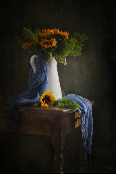  作： 