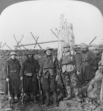 ルイス機関銃手、ベルギー、ホレベケ、第一次世界大戦、c1914-c1918。 作： Realistic Travels Publishers