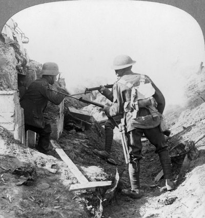 ドイツの機関銃手、クロワジル、フランス、第一次世界大戦、c1917-c1918の捕獲 作： Realistic Travels Publishers