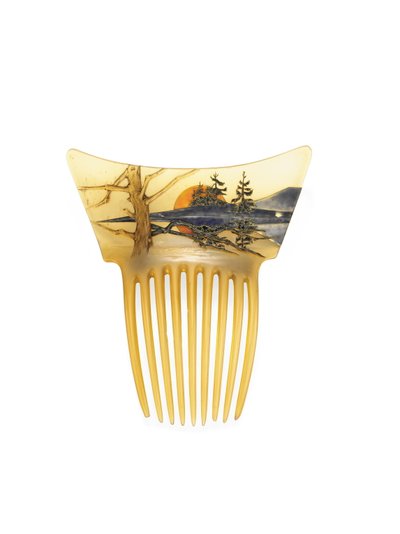 アールヌーボーヘアコーム、1900年頃（ホーン＆エナメル） 作： Rene Jules Lalique
