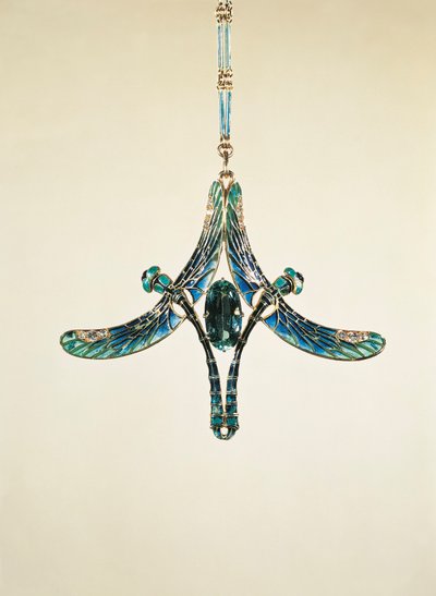 トンボのペンダント（ゴールド、エナメル 作： Rene Jules Lalique