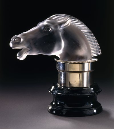 エプソム、1928年頃（透明なすりガラス） 作： Rene Jules Lalique