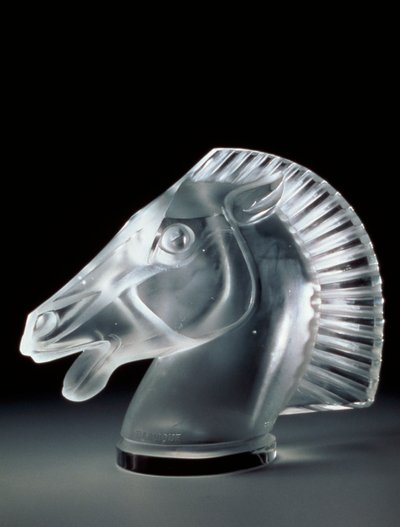 ロンシャンのラジエターキャップ 作： Rene Jules Lalique