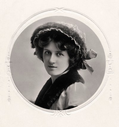 20世紀初頭、イギリスの女優、ニーナセブニング。 作： Rita Martin
