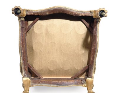 ジョージ3世の金箔のアームチェアのペアの1つ 作： Robert Adam
