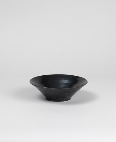黒釉の器 作： Roger Eliot Fry
