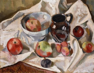 リンゴ、プラム、水差しのある静物、1919年 作： Roger Eliot Fry