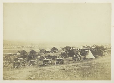 砲兵馬車、遠くにバラクラヴァ 作： Roger Fenton