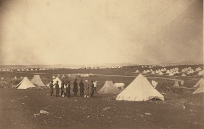 マッケンジー農場方面を見るボスケッツ将軍の宿舎。 作： Roger Fenton