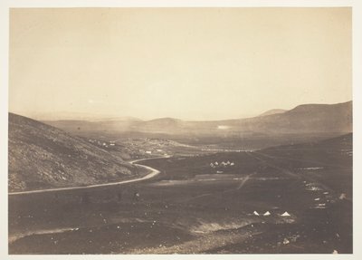 カディコイ、馬砲兵陣営より 作： Roger Fenton