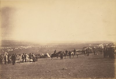 セバストポールIVの高原 作： Roger Fenton