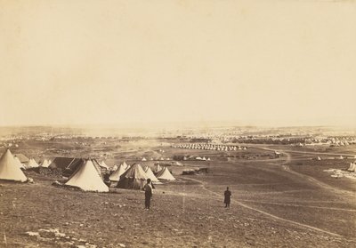 セバストーポルの高原 I 作： Roger Fenton