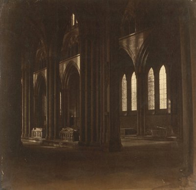 ソールズベリー大聖堂 - 身廊、南トランセプトから、1858 年。 作： Roger Fenton