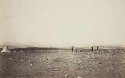 キャスカートの丘からのセバストポール 作： Roger Fenton