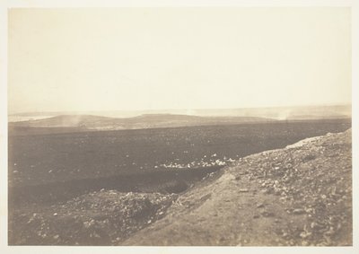 迫撃砲砲台のマメロンとマラコフ 作： Roger Fenton