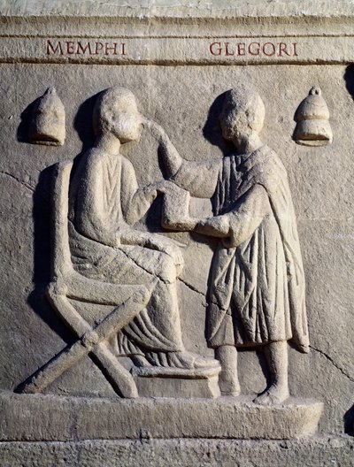 患者の目を診る眼科医（下段レリーフ、2世紀 作： Roman