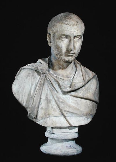 ガリネウス皇帝の胸像（213～268年頃）（大理石 作： Roman