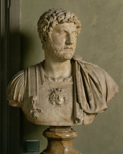 ハドリアヌス帝の胸像（西暦76-138年）（大理石） 作： Roman