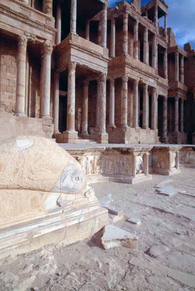 イルカ、プロセニアムの装飾、ローマ劇場、サブラタ（ユネスコ世界遺産リスト 作： Roman