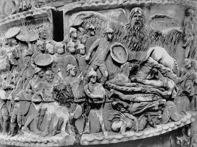 奇跡の雨、マルクス・アウレリウスの円柱の細部、AD180-196年（大理石）（モノクロ写真 作： Roman