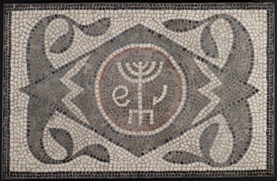 ルラヴとエトログのある本枝の燭台のモザイク、西暦6世紀（石とモルタル） 作： Roman