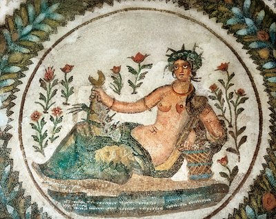 夏の女神（または植物を育てる女神ケレス）を描いたモザイク作品、紀元前3世紀（モザイク画 作： Roman