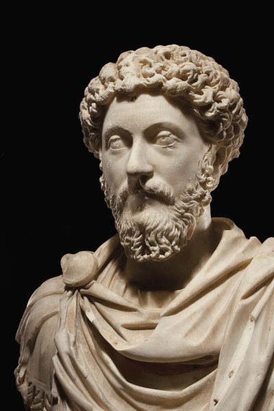 皇帝マルクスアウレリウスの肖像画の胸像、西暦170〜180年頃 作： Roman