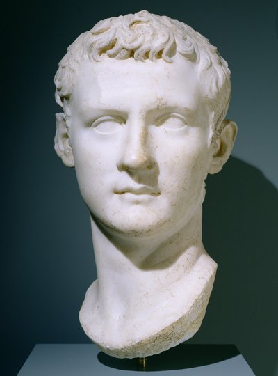 カリグラ皇帝の肖像、西暦37〜40年（大理石） 作： Roman