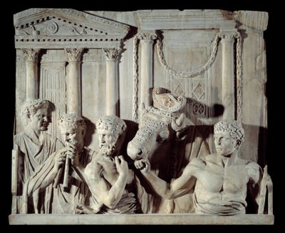 ローマの古代美術。建築用レリーフの断片：生け贄の準備。大理石彫刻、ローマより 作： Roman